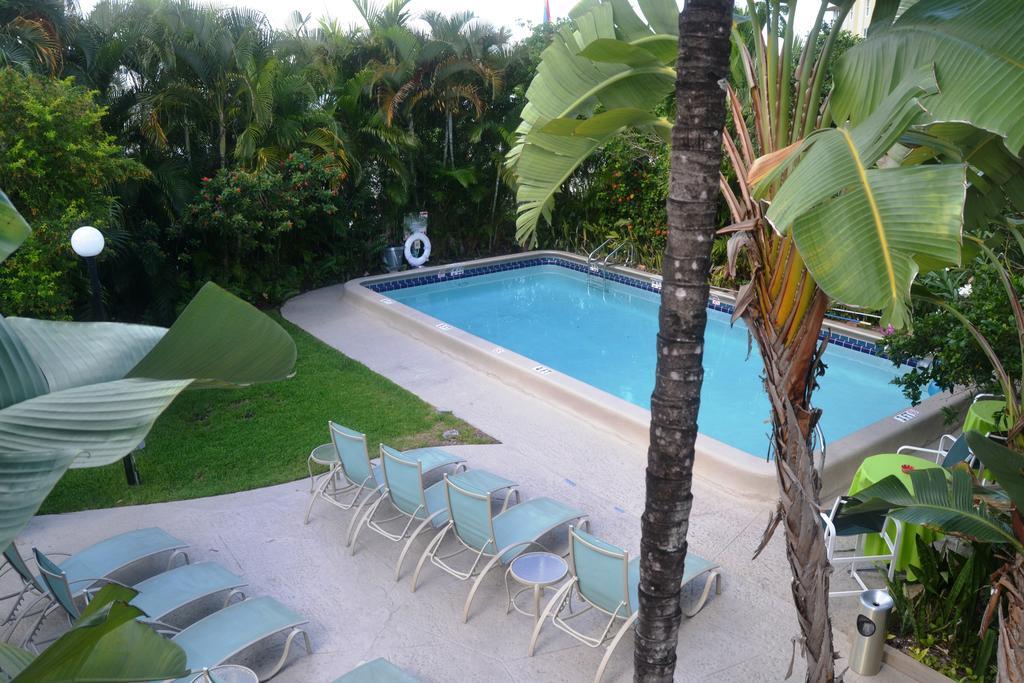 Grand Palm Plaza Hotel Fort Lauderdale Bagian luar foto