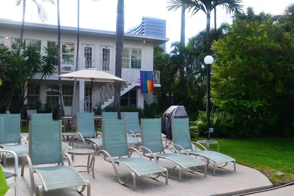 Grand Palm Plaza Hotel Fort Lauderdale Bagian luar foto