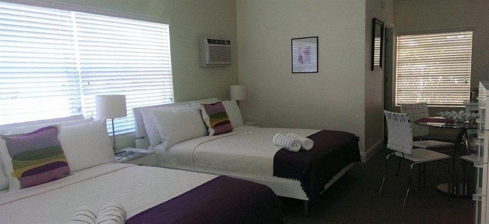 Grand Palm Plaza Hotel Fort Lauderdale Bagian luar foto