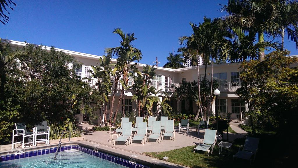 Grand Palm Plaza Hotel Fort Lauderdale Bagian luar foto