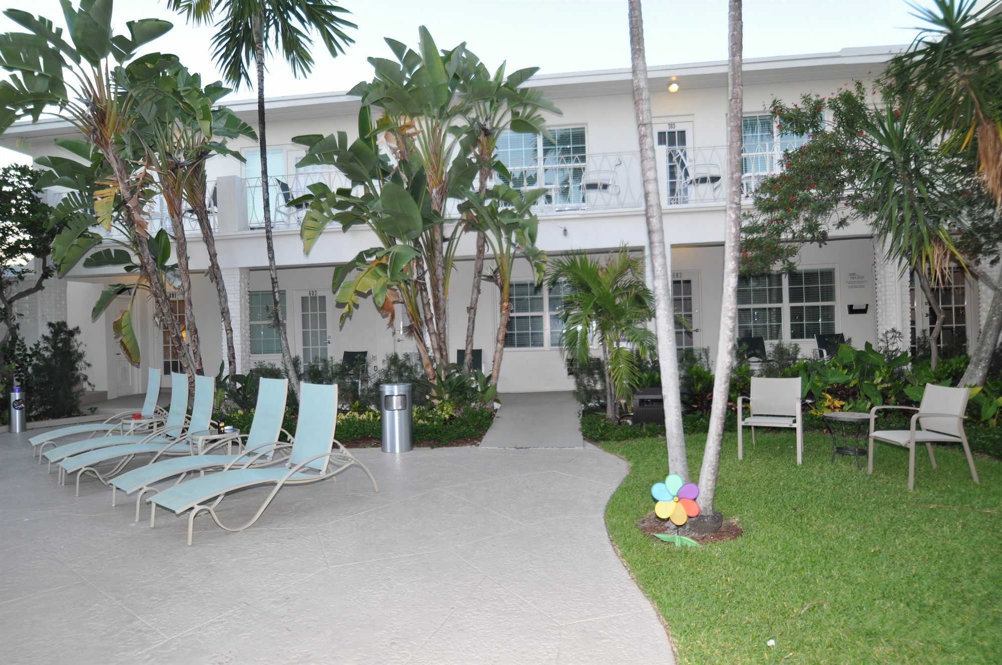 Grand Palm Plaza Hotel Fort Lauderdale Bagian luar foto